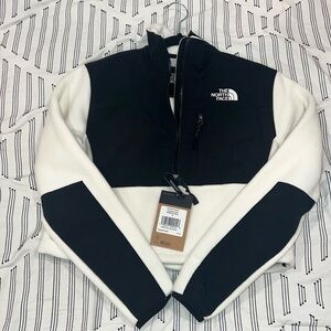 NWT North Face Cropped White Fleece Denali Quarter Zip